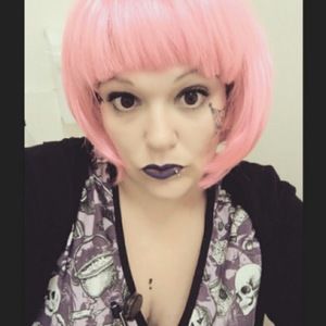 Meet your Posher, Lisa